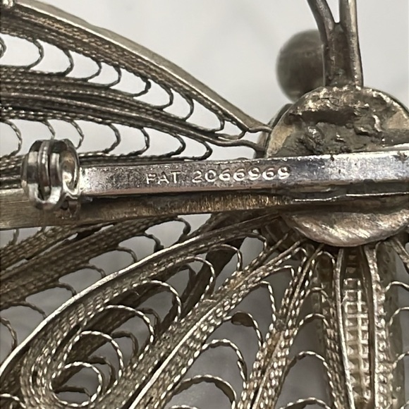 Vintage handmade sterling silver filigree butterfly brooch, very large p… - Picture 7 of 13